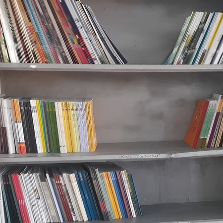 اخبار-   کتابخانه‌ای که دوباره جان گرفت؛ احیای کتابخانه دبستان زهان با حمایت بنیاد دانش